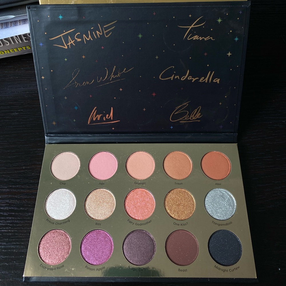 Disney Princess colourpop pallet